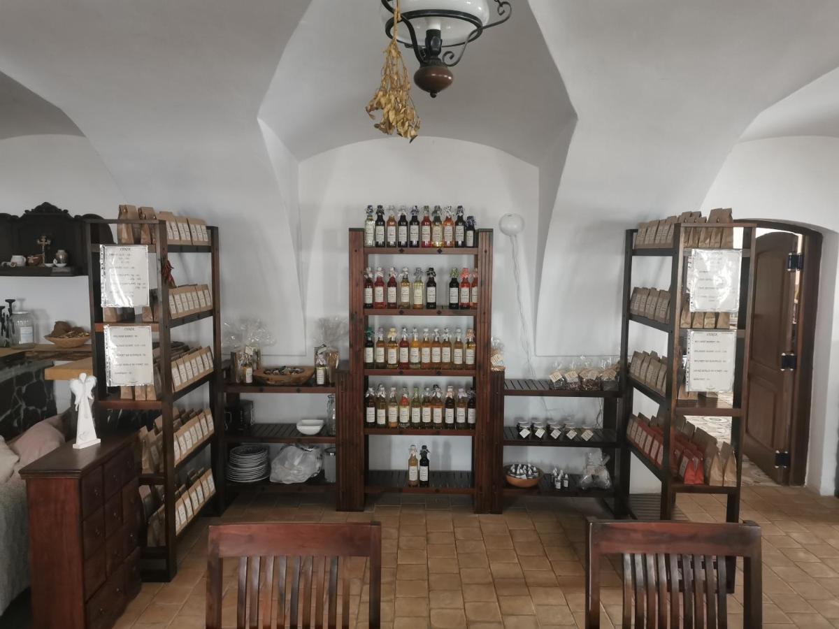 Rodinna Farma Sedmikraska Sněžné Εξωτερικό φωτογραφία
